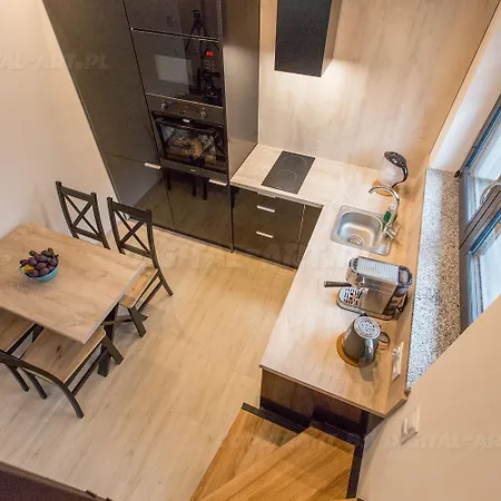 Sudecka K0rona Caloroczne بولانيكا- زدروي