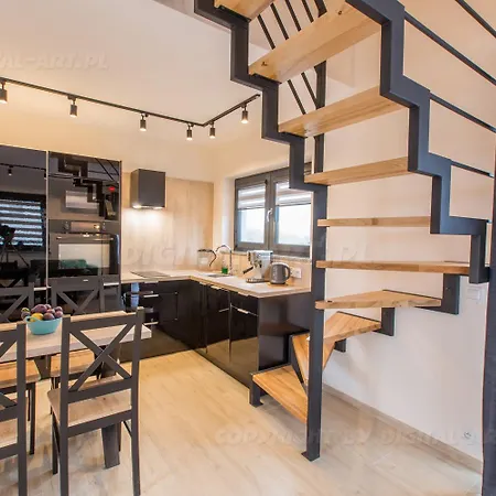 Sudecka K0rona Caloroczne بولانيكا- زدروي