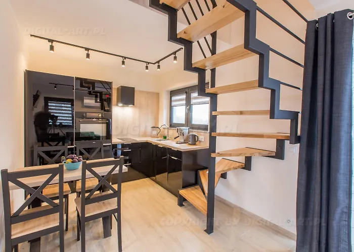 Sudecka K0rona Caloroczne بولانيكا- زدروي